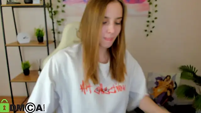 Snapshot of L1na_Reeds chatting on November 2025 03:16:01 AM L1na Reeds online show from November 2025 03:16:01 AM