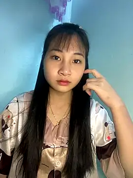 banlinh004 online show from October 2025 02:57:01 PM