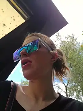 lonely Cosplay chick online show from December 2025 12:40:01 AM