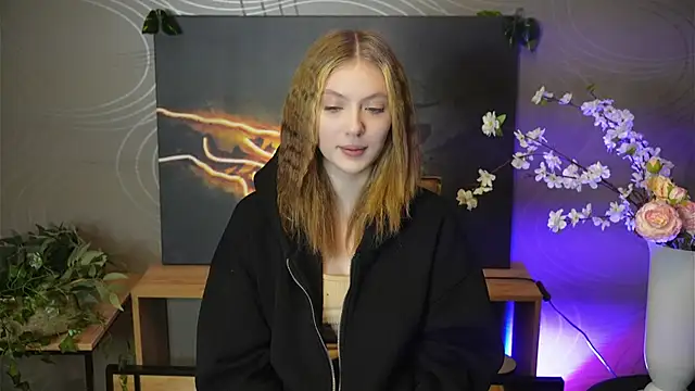 EstaGoetsch online show from October 2025 08:15:02 AM