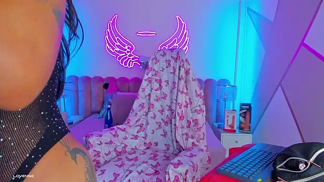 madisson 121 online show from February 2026 01:16:01 PM