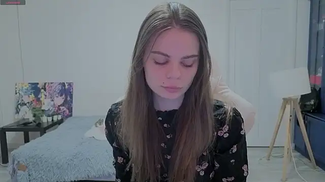 xAlisontiny online show from February 2026 10:28:01 PM