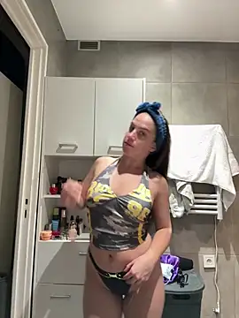 bebecita x online show from November 2025 03:36:01 PM