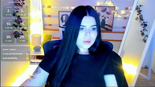 Mona Esty online show from February 2026 09:24:01 PM