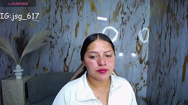 Snapshot of Dayan_v_ chatting on December 2025 01:07:01 PM Dayan v online show from December 2025 01:07:01 PM