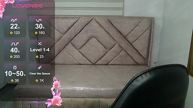 Snapshot of Dayan_v_ chatting on February 2026 01:07:02 PM Dayan v online show from February 2026 01:07:02 PM