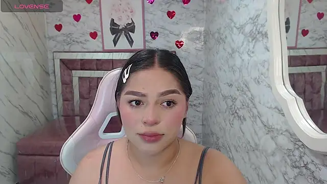 Snapshot of Dayan_v_ chatting on March 2026 08:04:02 PM Dayan v online show from March 2026 08:04:02 PM