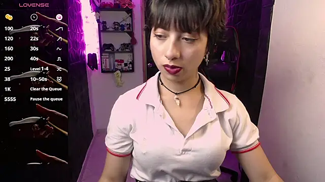 lunarichy22 online show from May 2026 08:06:01 PM