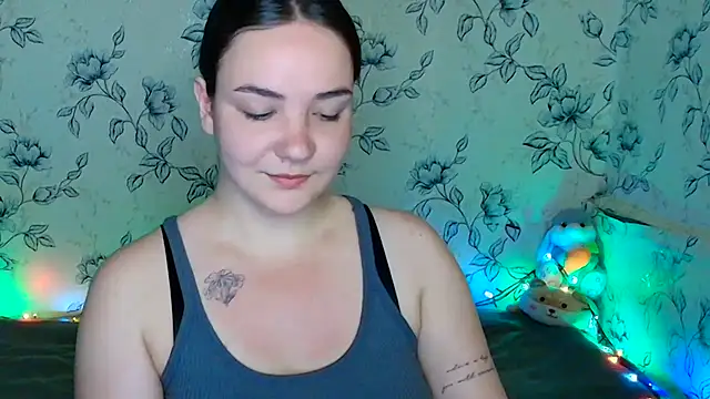OliviaMontgommery online show from June 2026 12:29:02 PM