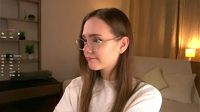 Snapshot of SweetSaraPie chatting on March 2026 06:13:01 PM SweetSaraPie online show from March 2026 06:13:01 PM