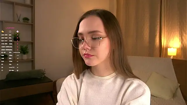 Snapshot of SweetSaraPie chatting on March 2026 06:03:02 PM SweetSaraPie online show from March 2026 06:03:02 PM