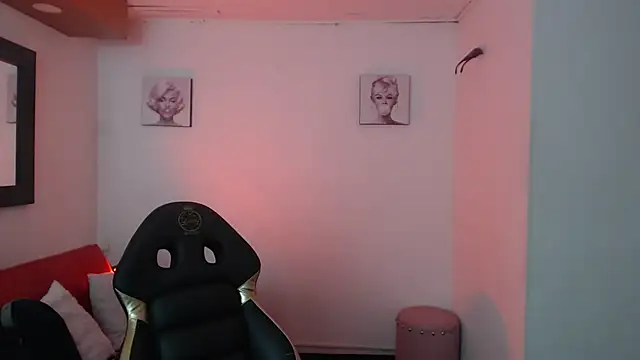 Snapshot of Andy_Eagleton_20_ chatting on February 2026 10:35:01 PM Andy Eagleton 20 online show from February 2026 10:35:01 PM