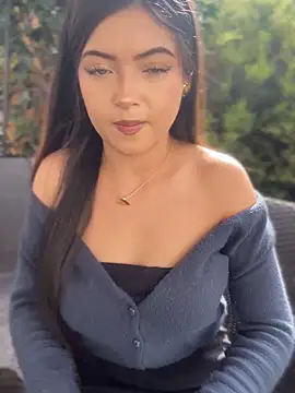 Snapshot of KyliePink_ chatting on October 2025 01:31:02 PM KyliePink online show from October 2025 01:31:02 PM