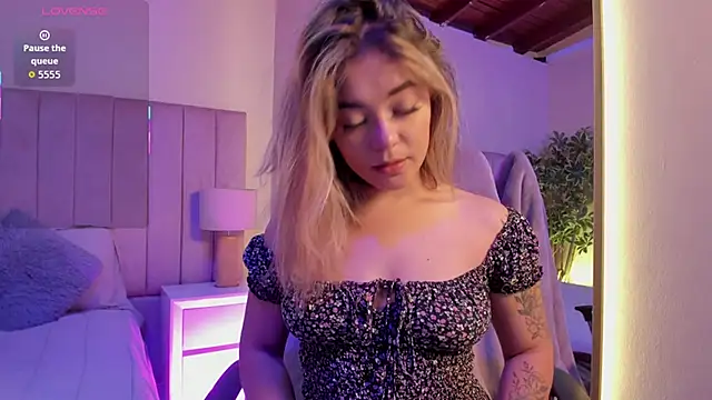 Amy thompson01 online show from October 2025 11:31:02 AM