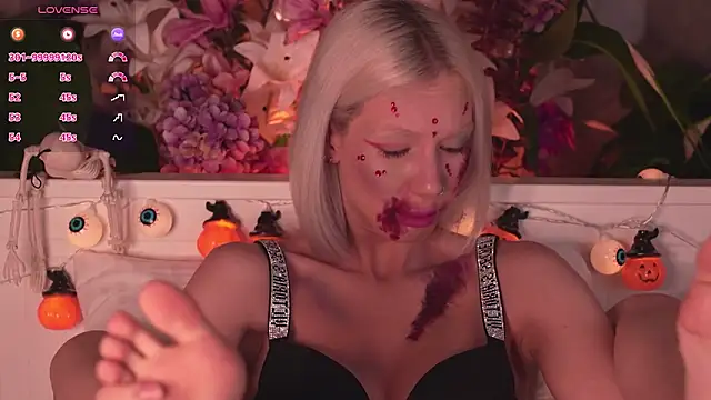 Snapshot of RanyThomson chatting on October 2025 05:03:01 PM RanyThomson online show from October 2025 05:03:01 PM