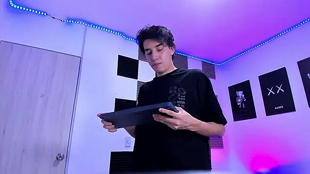 jeycobb online show from April 2026 01:16:01 AM