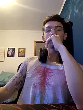 Snapshot of SweetGoodBoy22 chatting on October 2025 06:16:01 PM SweetGoodBoy22 online show from October 2025 06:16:01 PM