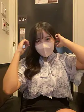 Aika JP online show from October 2025 07:38:01 AM