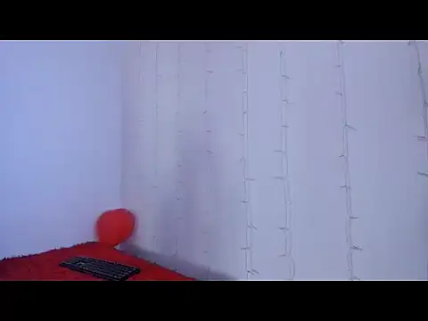 lili latina47 online show from October 2025 01:15:02 PM