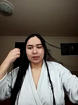 Snapshot of Mia_belmontt chatting on December 2025 05:19:02 PM Mia belmontt online show from December 2025 05:19:02 PM