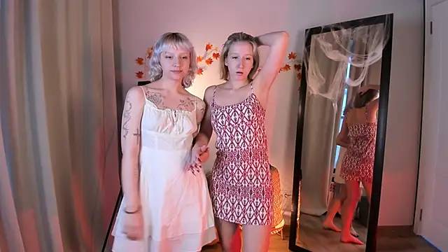 Snapshot of LollyMi chatting on October 2025 01:14:01 PM LollyMi online show from October 2025 01:14:01 PM