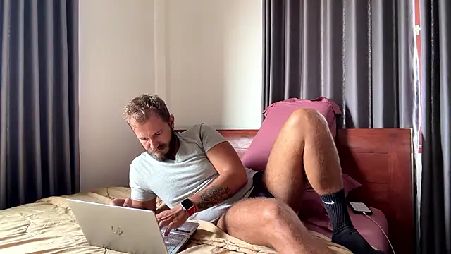 mrmaxiy online show from January 2026 05:21:01 AM