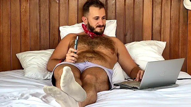 Snapshot of mrmaxiy chatting on June 2026 07:50:02 AM mrmaxiy online show from June 2026 07:50:02 AM