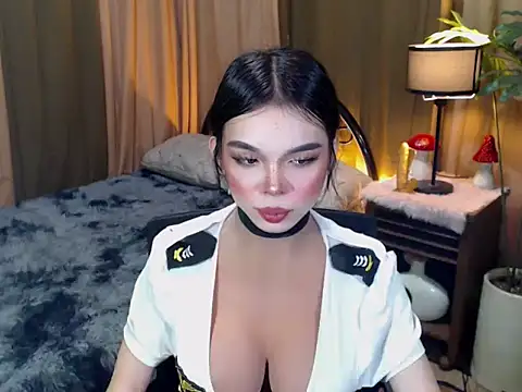 TWINKTRANSSHANEL online show from October 2025 11:06:02 PM