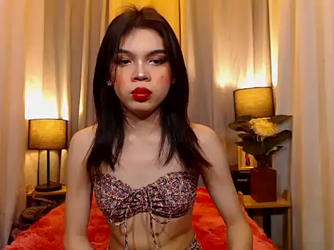 TWINKTRANSSHANEL online show from February 2026 10:44:02 AM