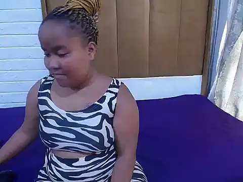 ChubbyMigetxx online show from October 2025 11:22:01 AM