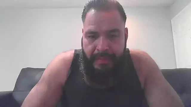 Snapshot of BigJohnBear39 chatting on October 2025 04:54:01 AM BigJohnBear39 online show from October 2025 04:54:01 AM
