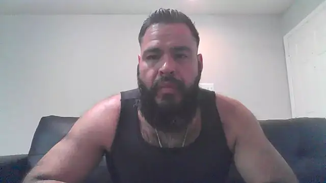 Snapshot of BigJohnBear39 chatting on October 2025 10:51:01 PM BigJohnBear39 online show from October 2025 10:51:01 PM