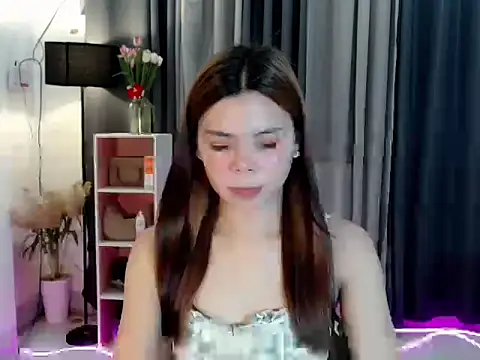 Snapshot of buttycamillex chatting on May 2026 04:13:02 PM buttycamillex online show from May 2026 04:13:02 PM