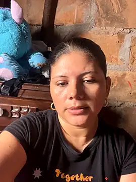 lady and charly online show from November 2025 02:01:01 AM