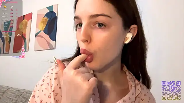 Snapshot of GilySuper chatting on November 2025 03:05:02 AM GilySuper online show from November 2025 03:05:02 AM