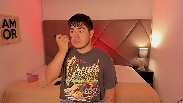 Snapshot of thiago_occonor chatting on October 2025 12:28:01 PM thiago occonor online show from October 2025 12:28:01 PM