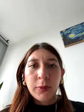 DaisyEmily online show from November 2025 07:12:02 PM