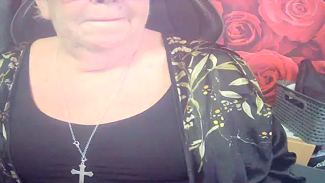 Playful MILF Demi online show from March 2026 07:49:02 PM