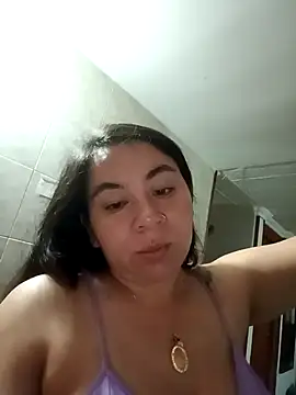 Snapshot of Hatria_Nuu chatting on October 2025 01:28:01 AM Hatria Nuu online show from October 2025 01:28:01 AM