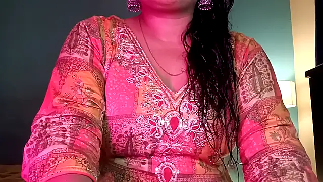 Snapshot of horny_milf_couple chatting on July 2026 04:46:02 PM horny milf couple online show from July 2026 04:46:02 PM