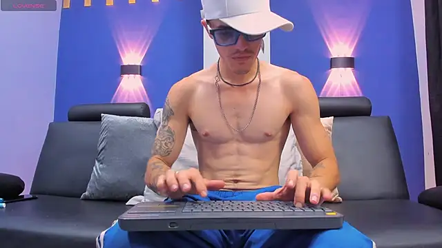 Snapshot of imsammytop chatting on October 2025 01:21:02 PM imsammytop online show from October 2025 01:21:02 PM