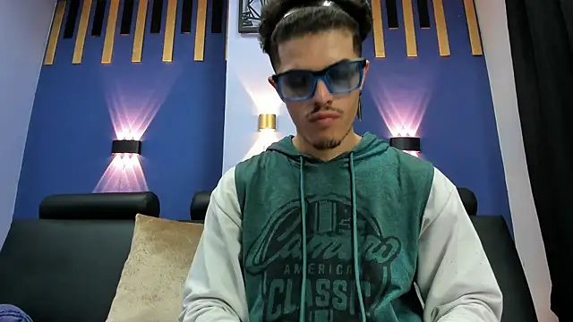 Snapshot of imsammytop chatting on November 2025 11:58:02 PM imsammytop online show from November 2025 11:58:02 PM