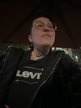 Snapshot of kikine69 chatting on November 2025 07:19:01 PM kikine69 online show from November 2025 07:19:01 PM