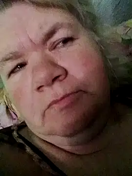 LusiyaGold5 online show from October 2025 01:06:01 AM