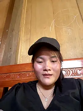 Beautiful-light22 online show from October 2025 04:32:01 AM