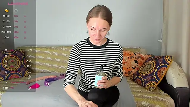 Snapshot of Amalia_Mio chatting on December 2025 08:09:01 AM Amalia Mio online show from December 2025 08:09:01 AM