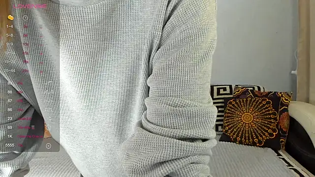 Snapshot of Amalia_Mio chatting on December 2025 08:01:02 AM Amalia Mio online show from December 2025 08:01:02 AM