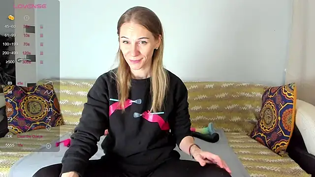 Snapshot of Amalia_Mio chatting on January 2026 08:41:01 AM Amalia Mio online show from January 2026 08:41:01 AM