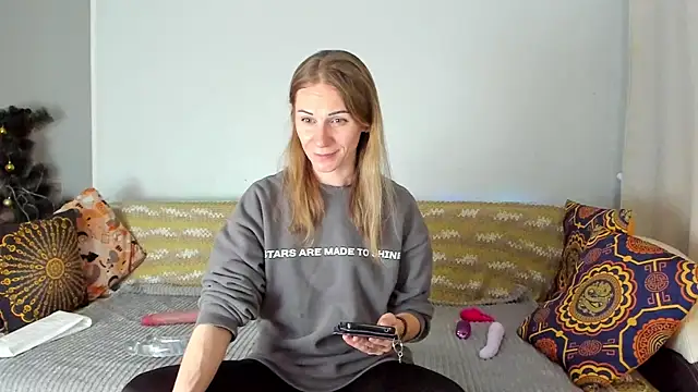 Snapshot of Amalia_Mio chatting on January 2026 08:19:01 AM Amalia Mio online show from January 2026 08:19:01 AM