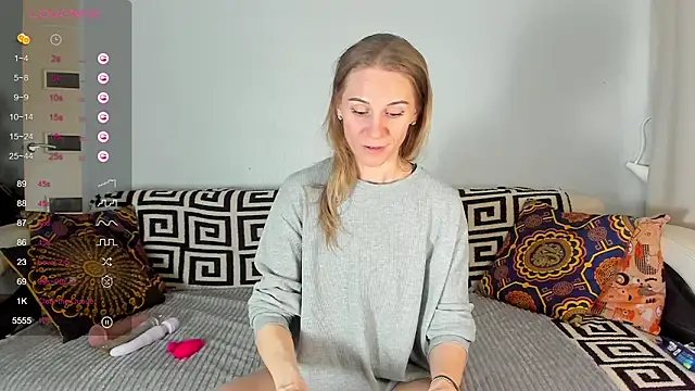 Snapshot of Amalia_Mio chatting on February 2026 08:55:02 AM Amalia Mio online show from February 2026 08:55:02 AM